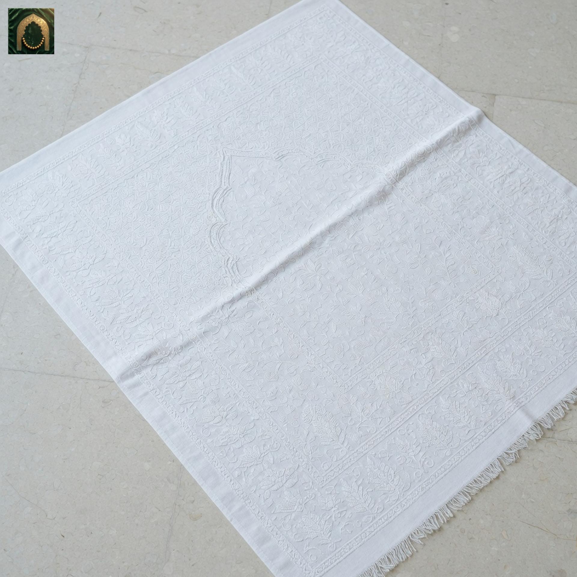 Al-Namazi Kashmir Chikankari Janamaz