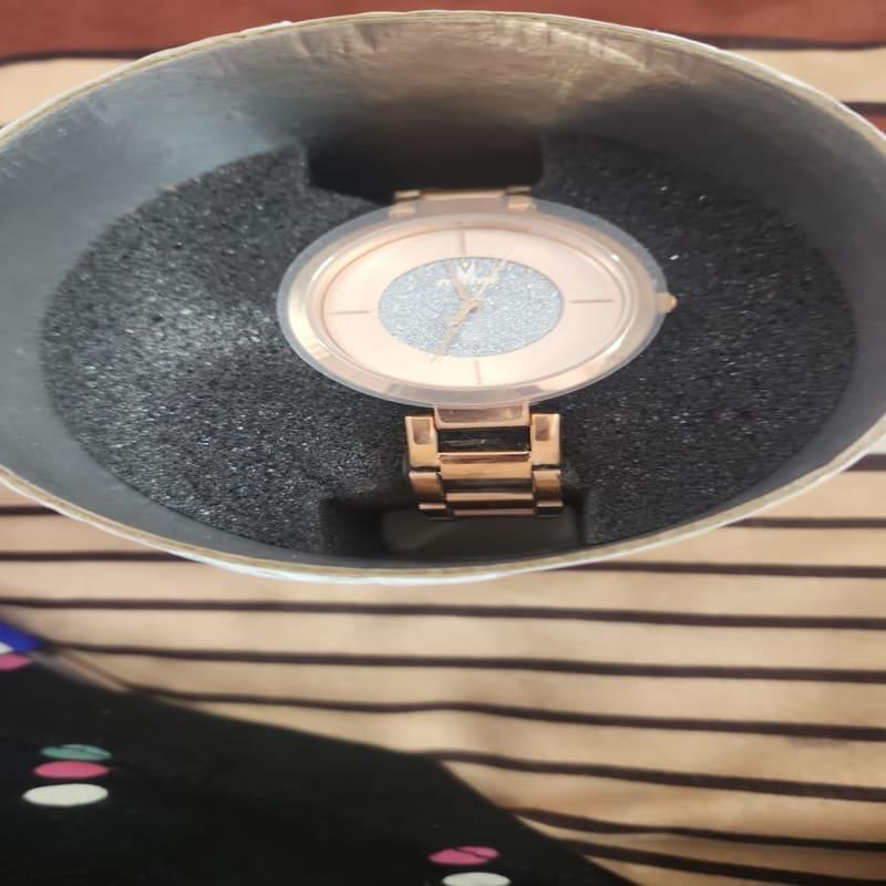 Rose Gold Glitter Dial Analog Watch for Women