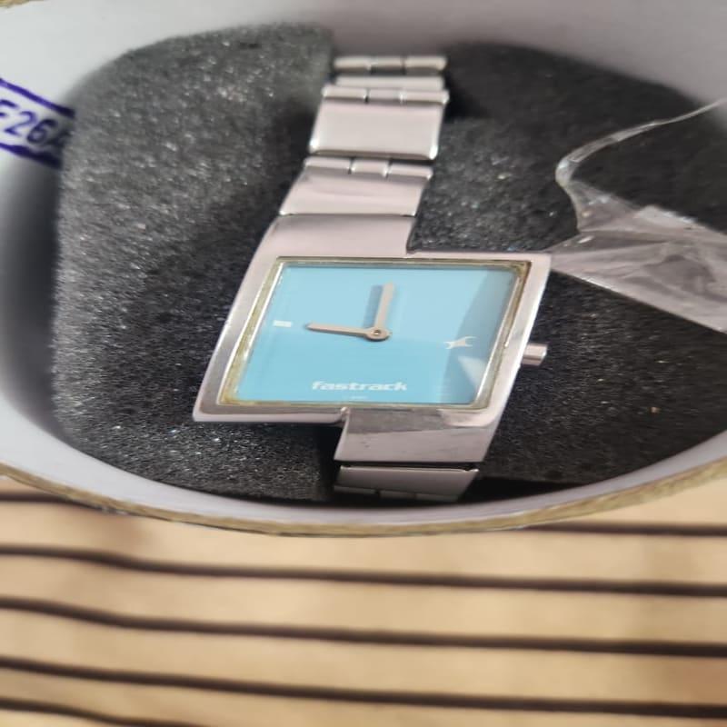 Fastrack Blue Square Analog Steel Watch for Women